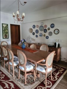 mesa-com-cadeiras-ambiente-(3)-1656174098